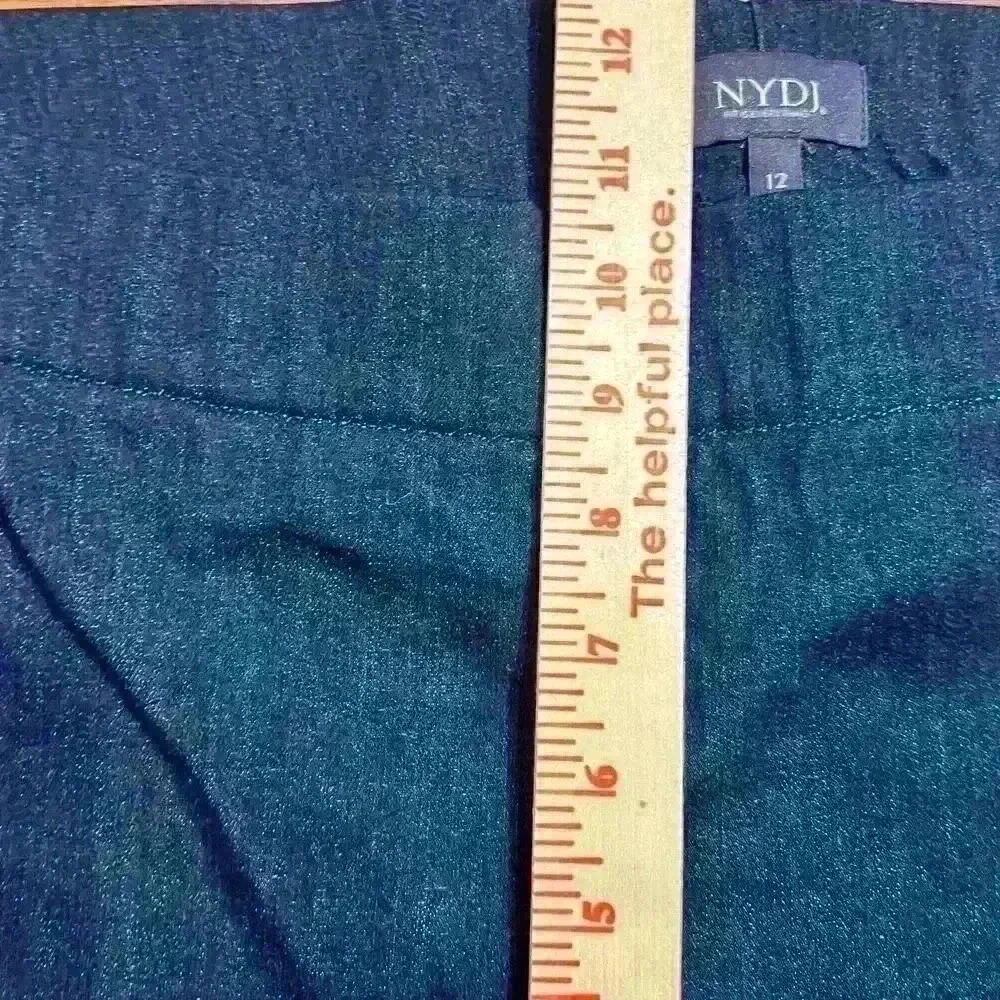 NWT NYDJ Blue Straight Leg Pull On Jeans Size 12 Stretch Casual Comfy Denim - Picture 3 of 5